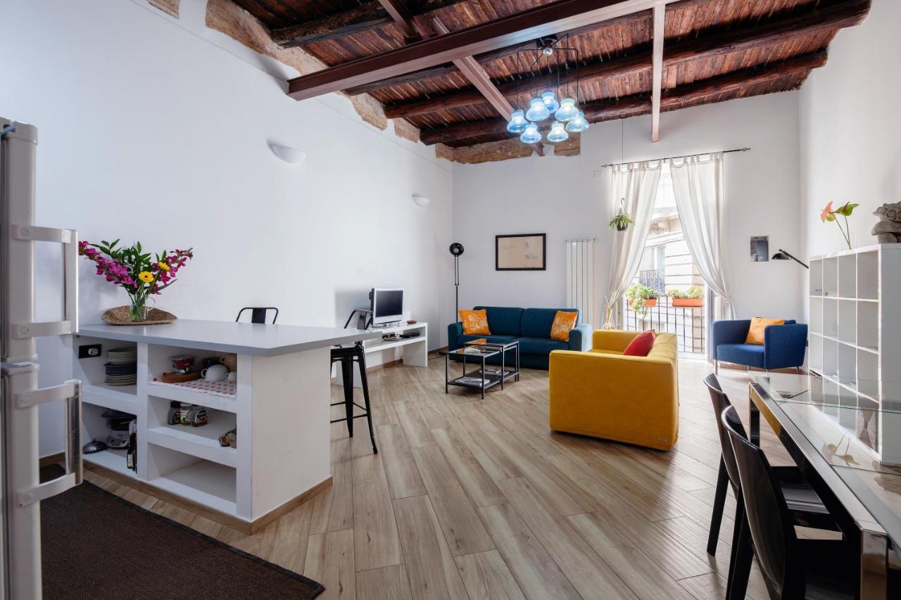 Appartamento Moderno Nel Centro Storico نابولي المظهر الخارجي الصورة